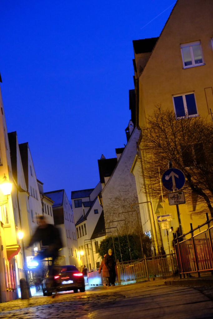 Augsburg | Hinterer Lech | Nach der blauen Stunde | Fotowalk | Streetfotografie
