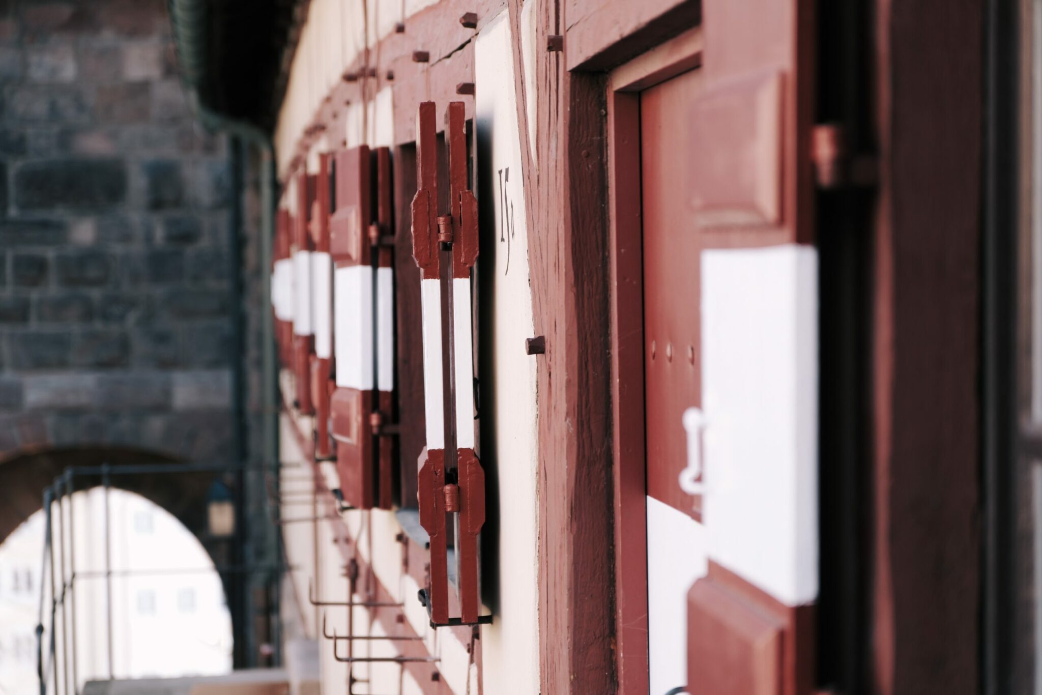 Nürnberg | Kaiserburg | Burghof | Fensterläden