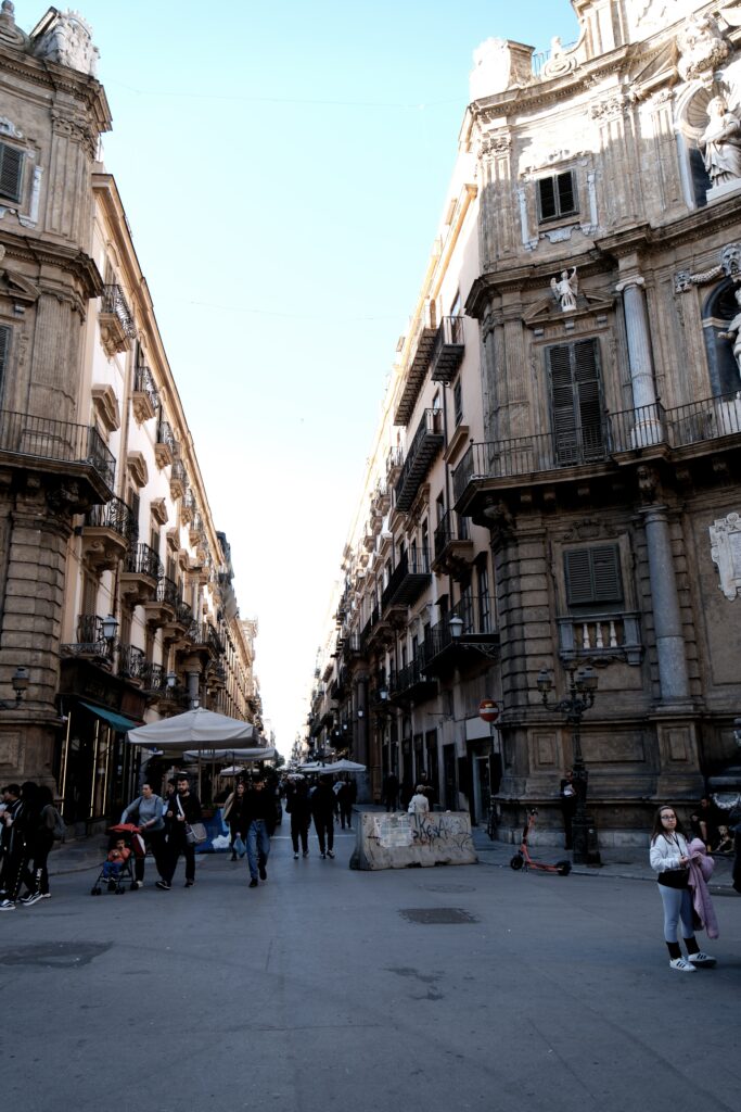 Palermo | Quattro Canti | Streetphotography | Altstadt von Palermo