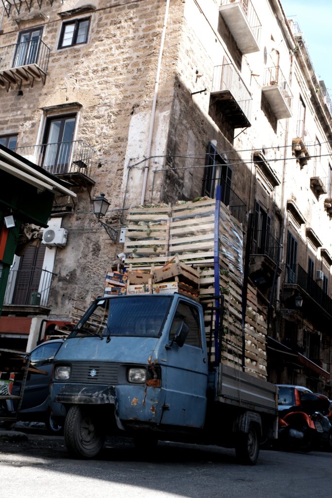 DSCF2408 Edited - Die Märkte von Palermo - Im Getümmel - Streetfotografie | Landschaftsfotografie | Reisefotografie