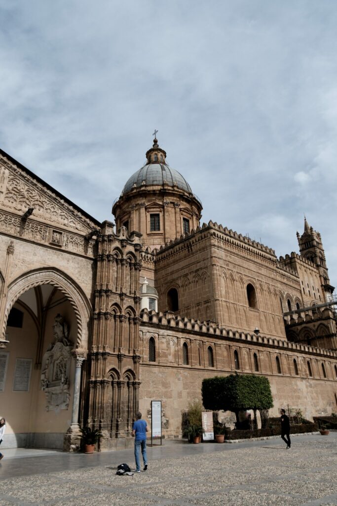 palermo kathedrale maria santissima assunata 8 - Palermo – Die Kathedrale Maria Santissima Assunata - blitzeria.eu - Street | Landscape | Travel | Fotografie