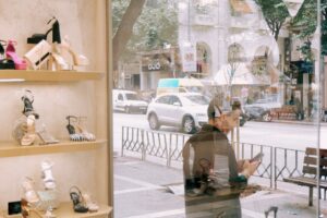 Chalkidiki Thessaloniki Einkaufsmeile Streetphotography 1 - 1 Jahr - Die Fujifilm X-T5 im Langzeittest - Streetfotografie | Landschaftsfotografie | Reisefotografie