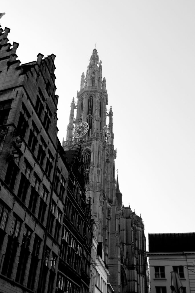 Antwerpen - Streetfotografie in Antwerpen - Liebfrauenkathedrale