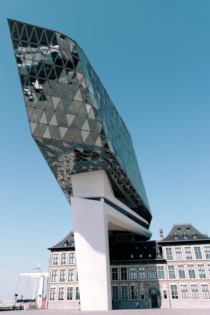 Antwerpen – Architektur von Antwerpen – Hafenhuis - Das Hafenhaus