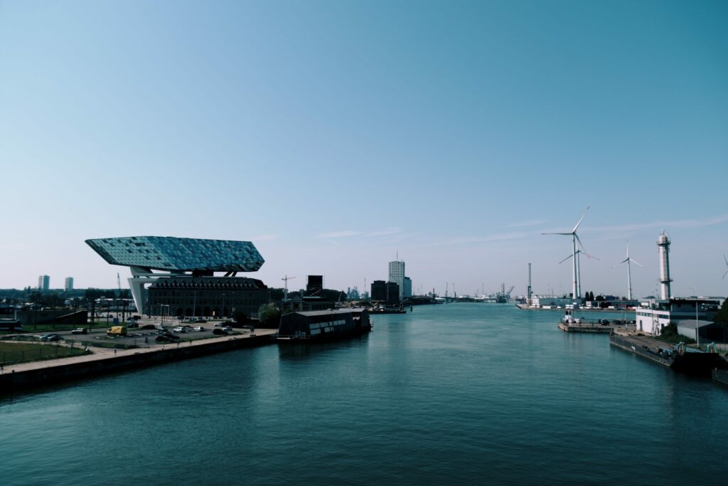 Antwerpen – Architektur von Antwerpen – Hafenhuis - Das Hafenhaus