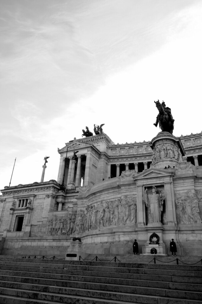 Rom - Monumento Vittorio Emanuele II - Schwarz-Weiß - Ehrenwache