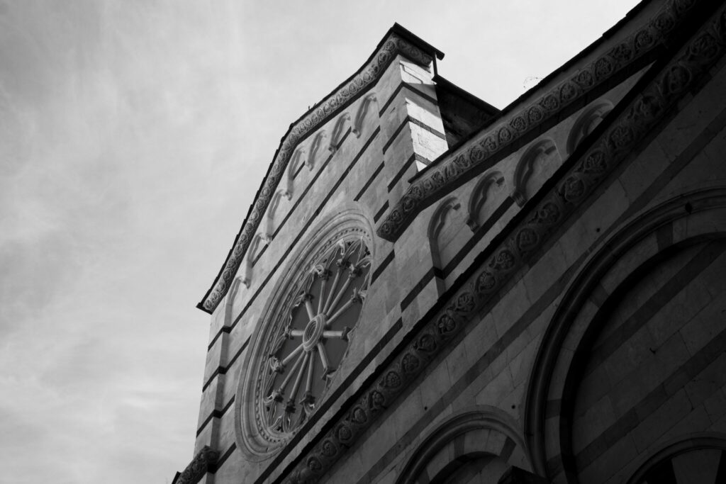 Lucca Italien POV Fotowalk Streetfotografie Reisefotografie DSCF0549 - Lucca — POV Fotowalk mit der Fuji X-T5 - blitzeria.eu - Christopher Back