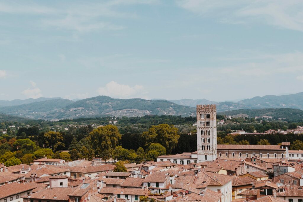 Lucca Italien POV Fotowalk Streetfotografie Reisefotografie DSCF0595 - Lucca — POV Fotowalk mit der Fuji X-T5 - blitzeria.eu - Christopher Back