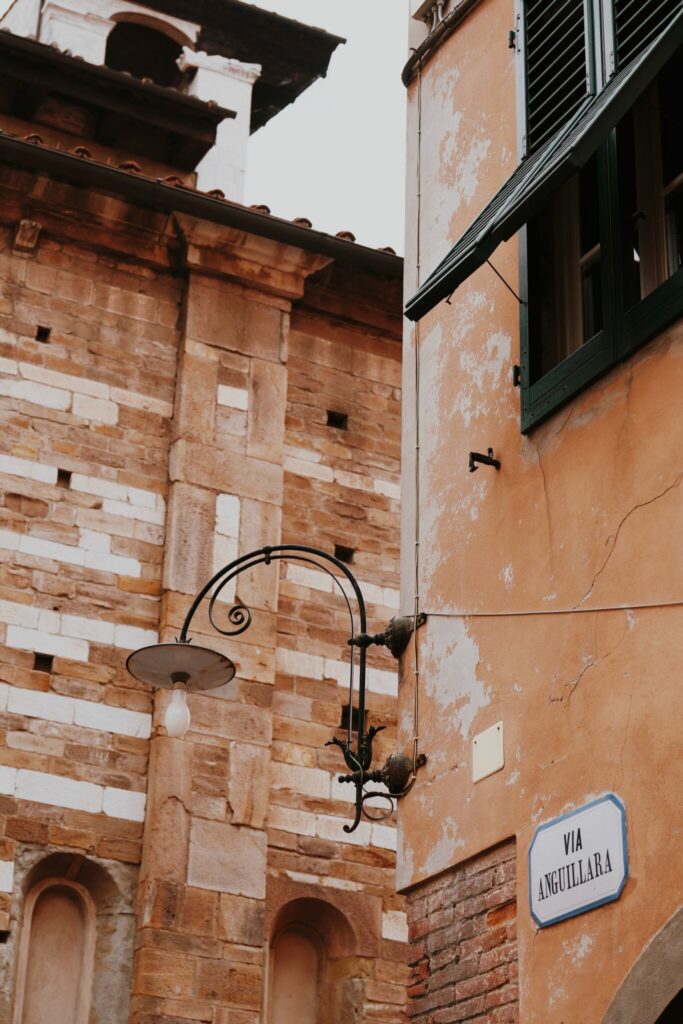 Lucca Italien POV Fotowalk Streetfotografie Reisefotografie DSCF0938 - Lucca — POV Fotowalk mit der Fuji X-T5 - blitzeria.eu - Christopher Back